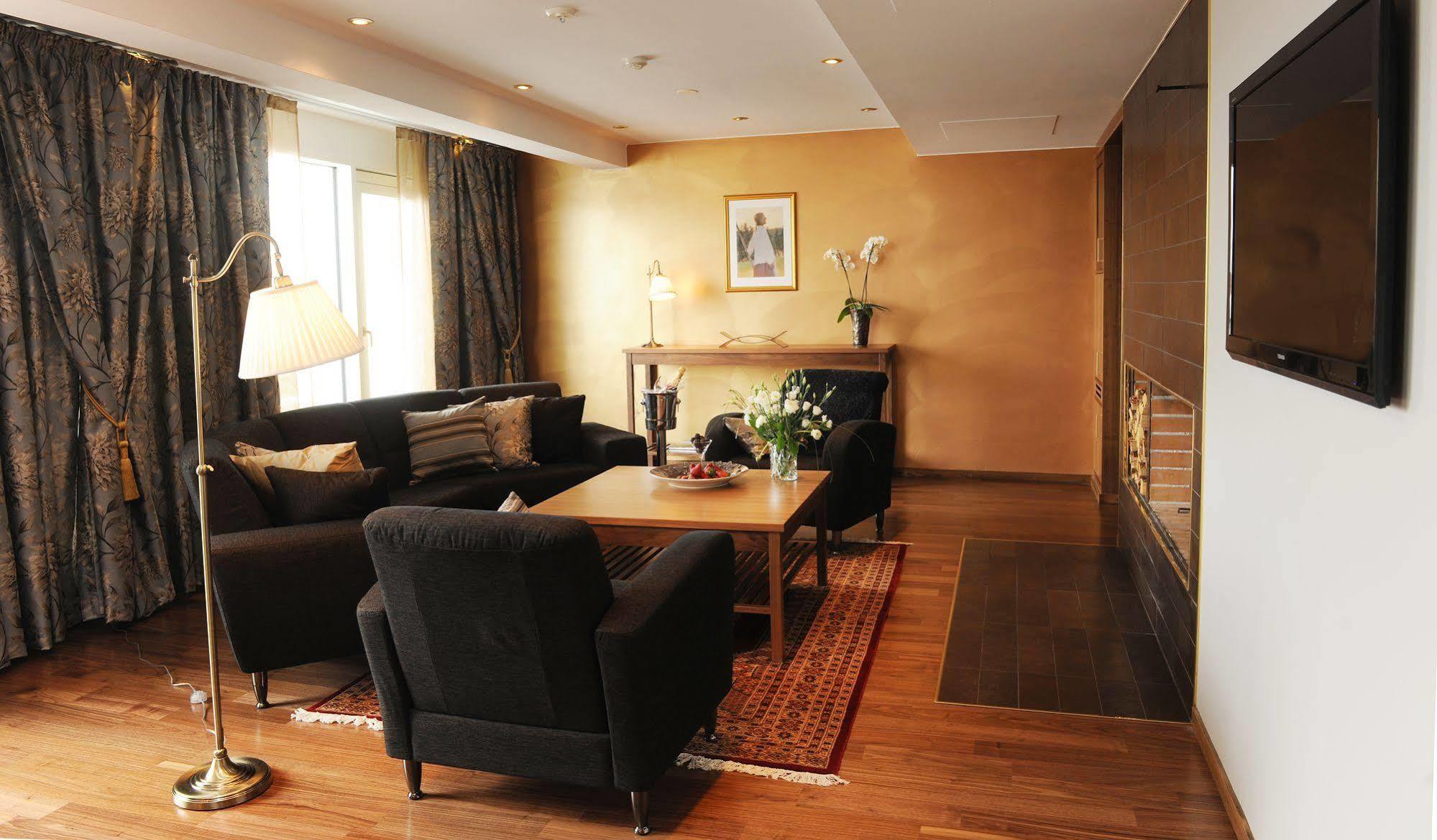 Hotel Arkipelag Mariehamn Kültér fotó